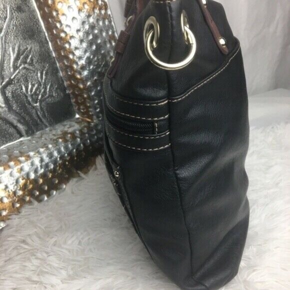 Relic Black Faux Leather Bag Purse Brown Strap Quilted Front Pockets Zip Closure - Picture 3 of 7